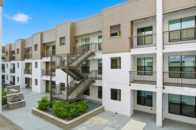 $849,998 | 2585 El Camino Real, Unit 313, Santa Clara, CA 95051