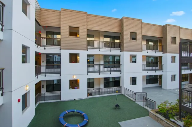 $849,998 | 2585 El Camino Real, Unit 313, Santa Clara, CA 95051