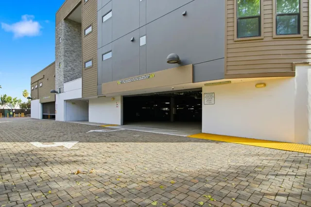 $849,998 | 2585 El Camino Real, Unit 313, Santa Clara, CA 95051