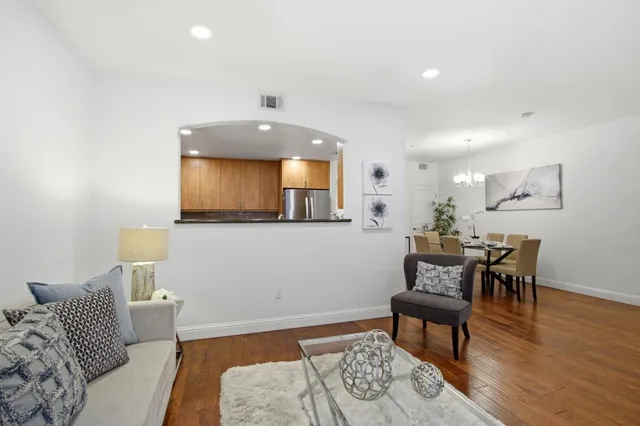 $849,998 | 2585 El Camino Real, Unit 313, Santa Clara, CA 95051