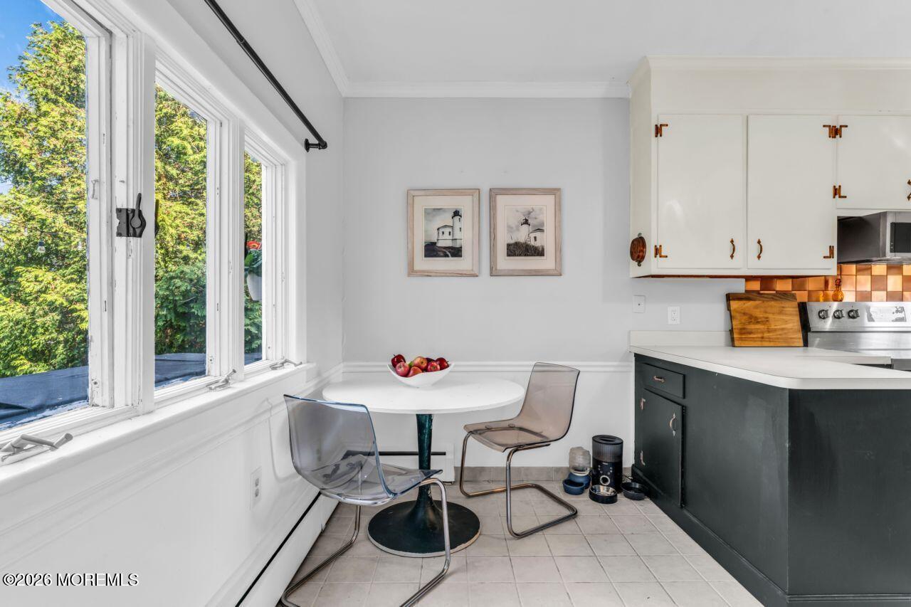 475 Locust Point Road Rumson, NJ 07760 - Photo 11 of 83 Eat in kitchen