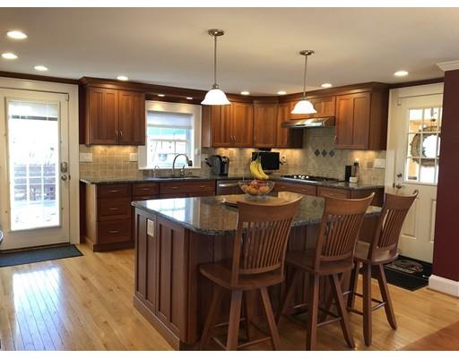 21 Walter Road Danvers, MA 01923 - Photo 3 of 30