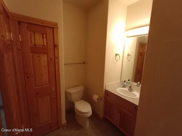 $318,500 | 29 C Chardonnay Drive, Blanchard, ID 83804