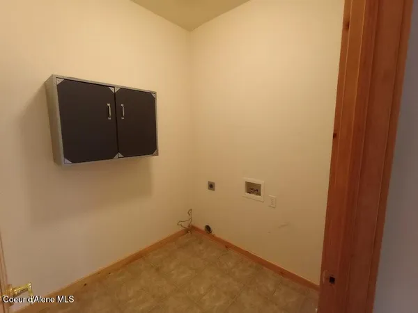 $318,500 | 29 C Chardonnay Drive, Blanchard, ID 83804