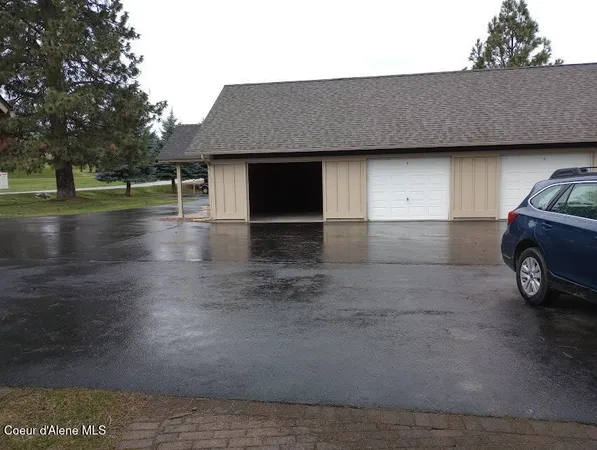 $318,500 | 29 C Chardonnay Drive, Blanchard, ID 83804