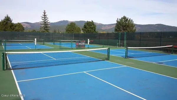 $318,500 | 29 C Chardonnay Drive, Blanchard, ID 83804