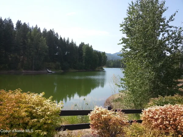 $318,500 | 29 C Chardonnay Drive, Blanchard, ID 83804