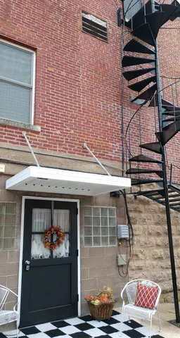 $499,000 | 102 East Market Street, Mount Carroll, IL 61053