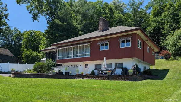 $519,000 | 28 Maple Avenue, Goshen, NY 10924