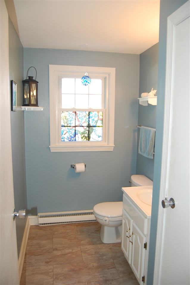 22 Townhouse Road, Unit 22 Allenstown, NH 03275 - Photo 8 of 19 Gallery Image 8