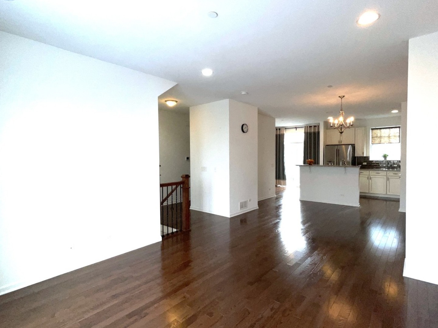 502 Lexington Lane Rolling Meadows, IL 60008 - Photo 2 of 22