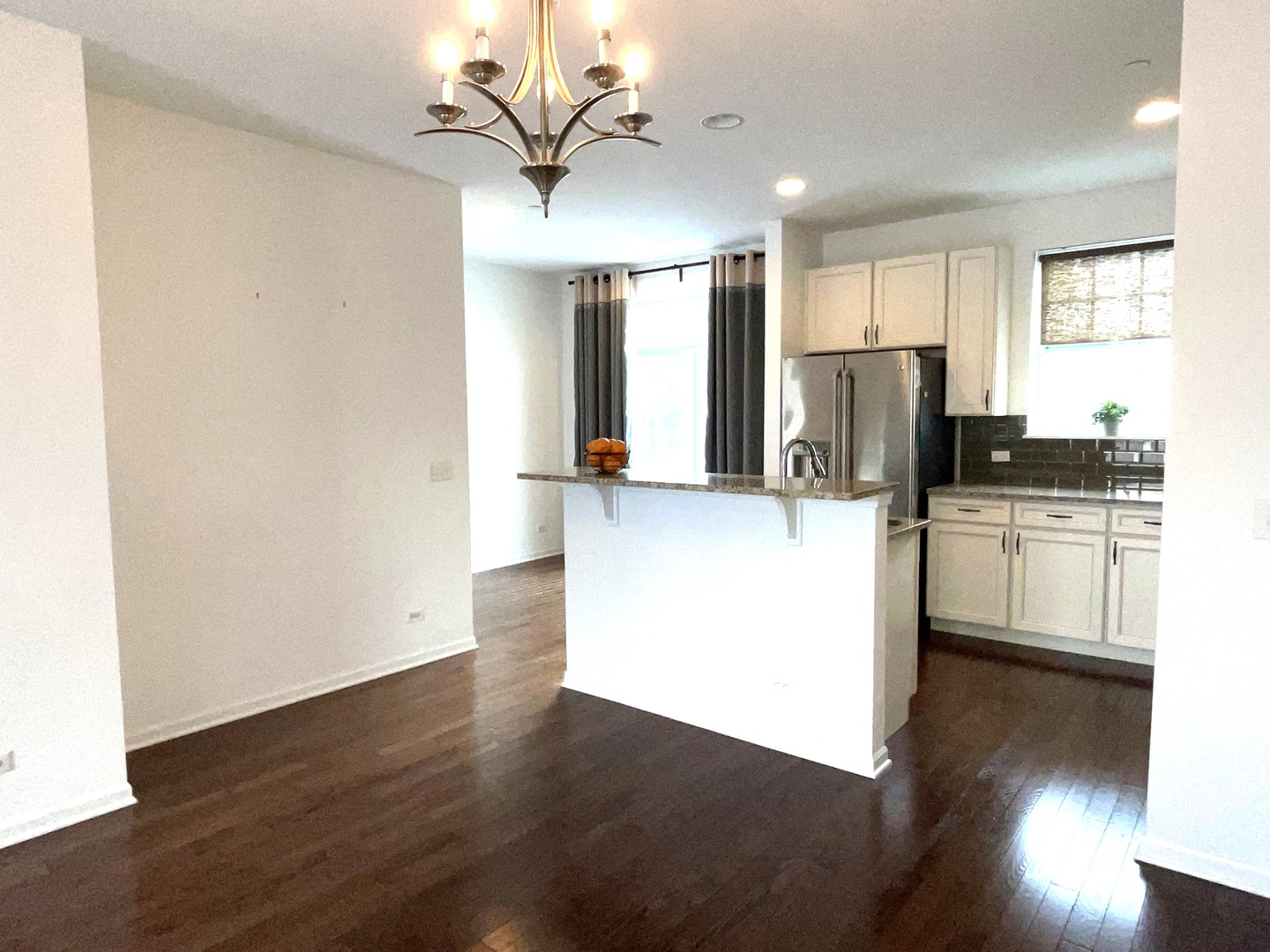 502 Lexington Lane Rolling Meadows, IL 60008 - Photo 3 of 22