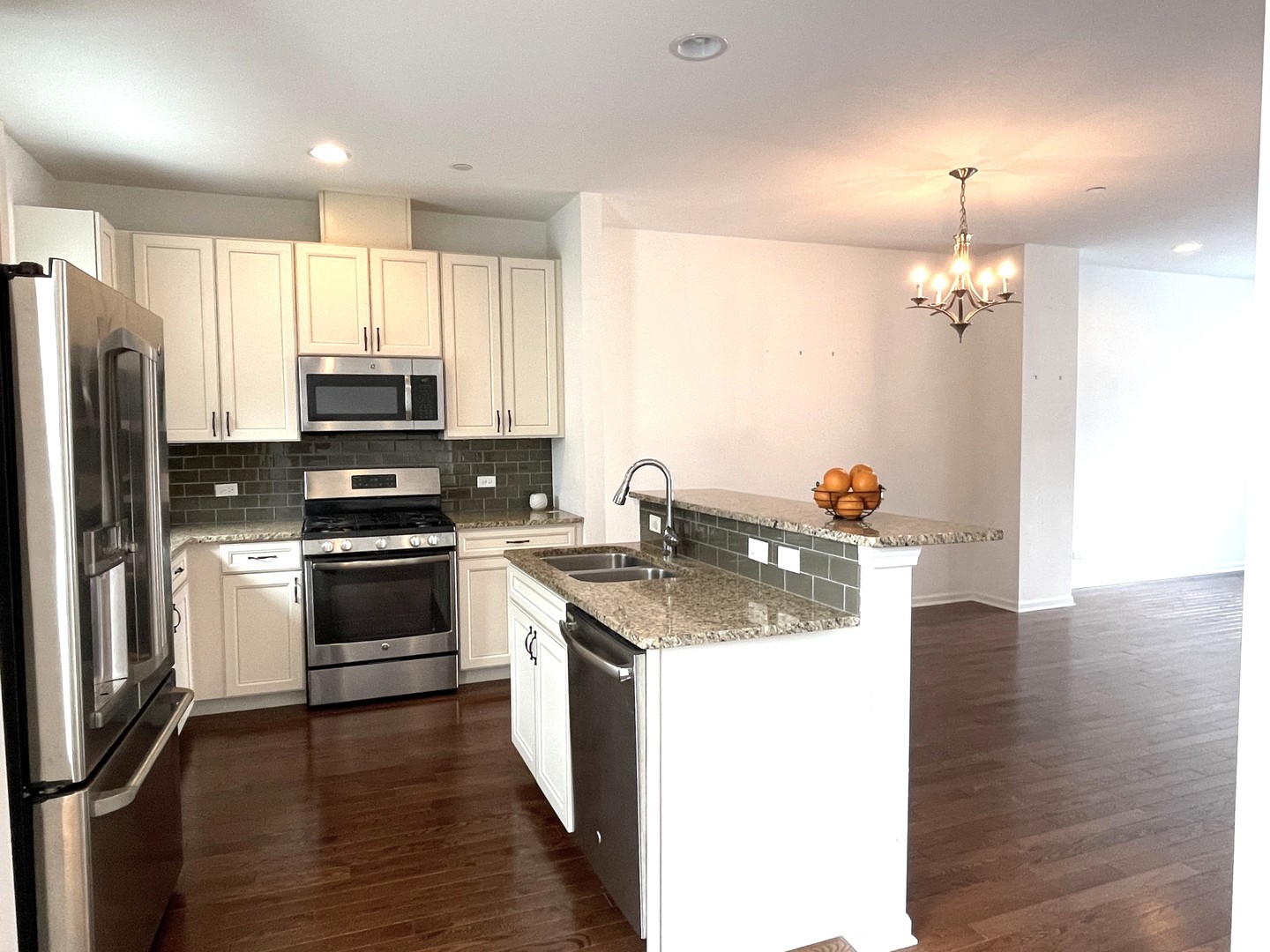 502 Lexington Lane Rolling Meadows, IL 60008 - Photo 8 of 22