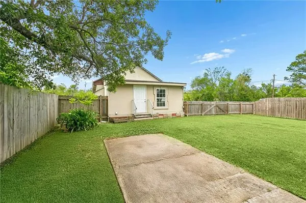 $182,500 | 14855 Old Spanish Trail, Paradis, LA 70080