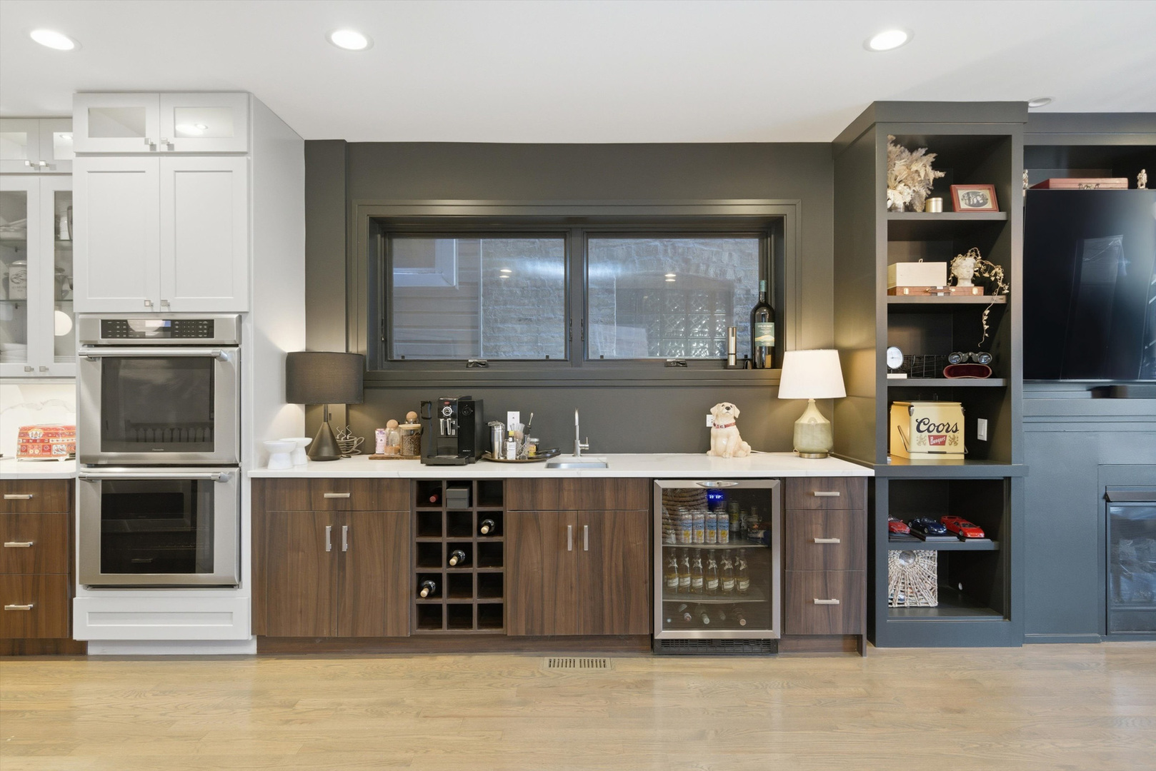855 North Wolcott Avenue, Unit 1 Chicago, IL 60622 - Photo 9 of 34 a kitchen with cabinets and window