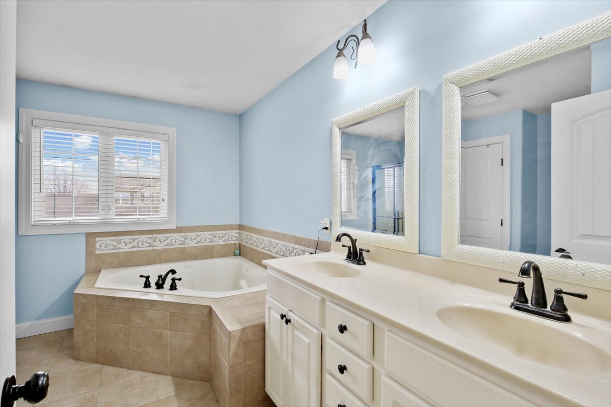 3551 Napa Lane Normal, IL 61761 - Photo 35 of 74