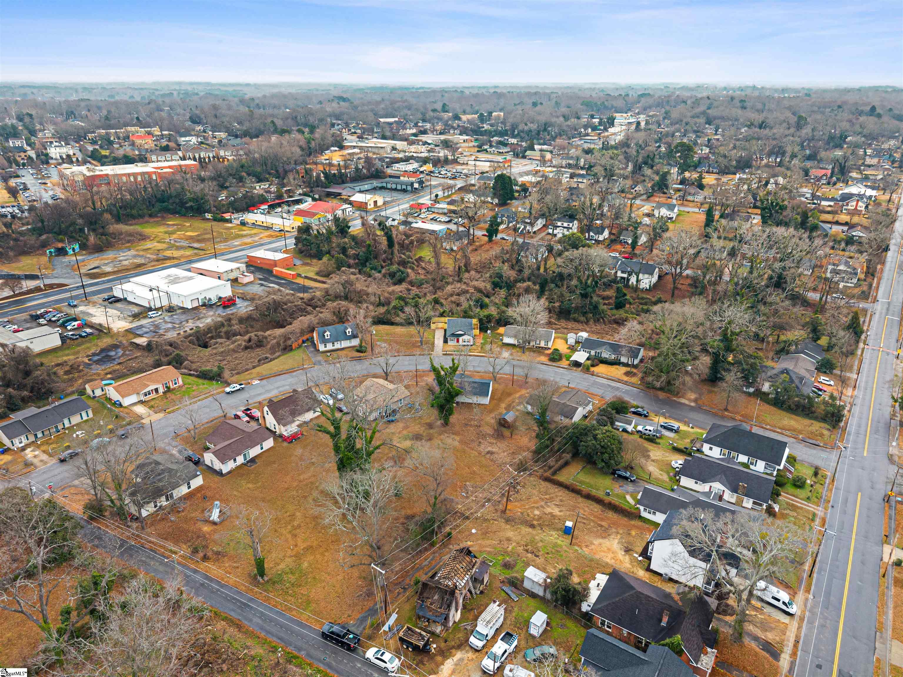 405 East Hampton Avenue Spartanburg, SC 29306 - Photo 27 of 32