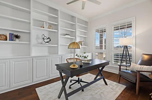 $850,000 | 205 Waterside Drive, Argyle, TX 76226