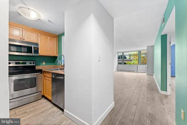 $2,450 | 1150 K Street Northwest, Unit 306, Washington, DC 20005