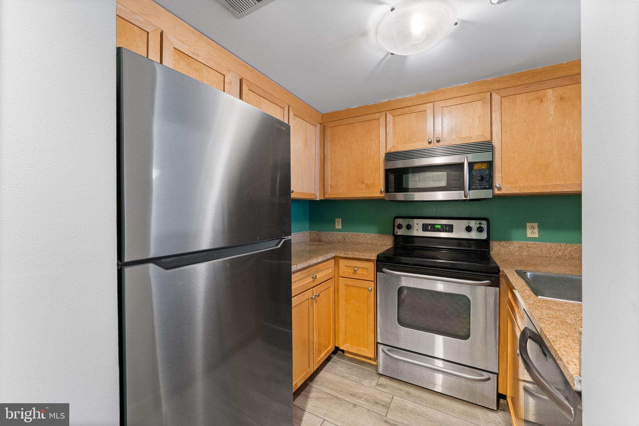 1150 K Street Northwest, Unit 306 Washington, DC 20005 - Photo 5 of 20 Kitchen