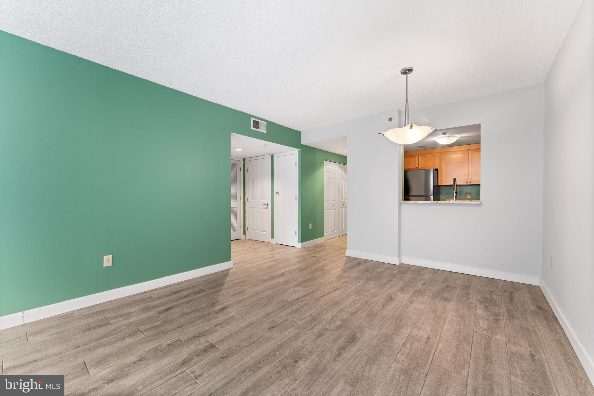 1150 K Street Northwest, Unit 306 Washington, DC 20005 - Photo 8 of 20 Dining area