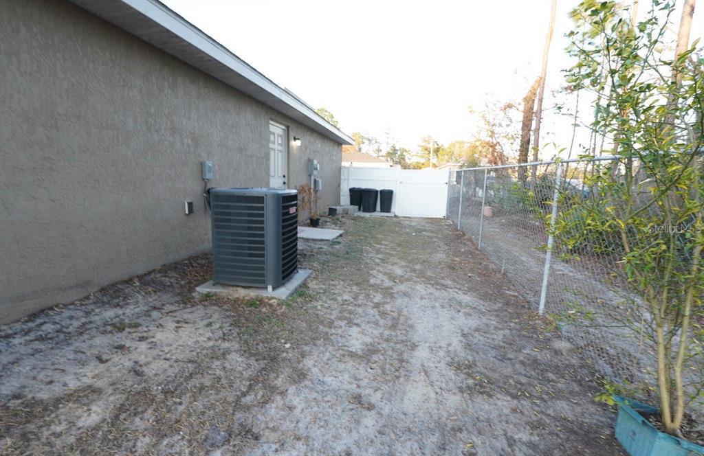 16820 Southwest 50th Circle Ocala, FL 34473 - Photo 22 of 23