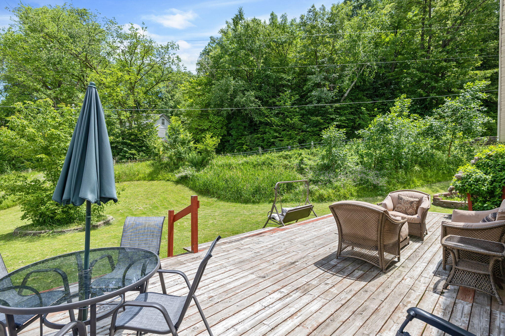 46825 Oak Hill Road Dresbach, MN 55947 - Photo 17 of 25 Deck