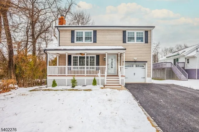 $599,990 | 119 E Road, Middletown, NJ 07718