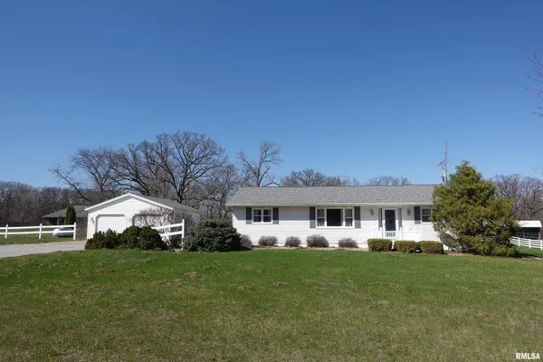 $269,000 | 177 Knox Road 2350 North, Rio, IL 61472