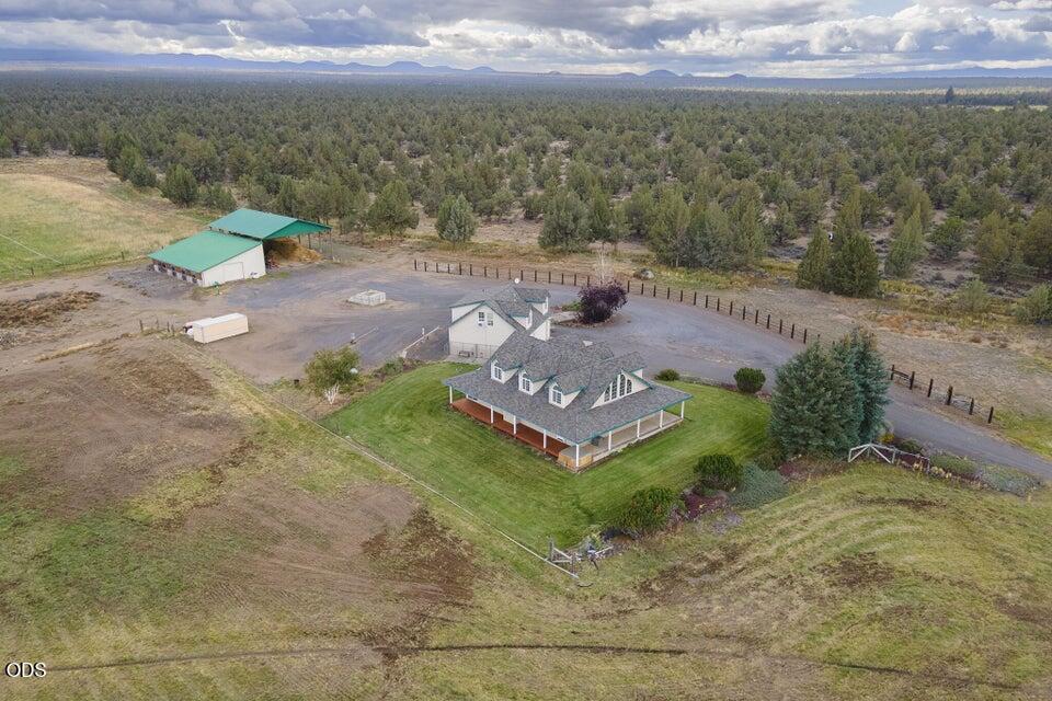 24585 Dodds Road Bend, OR 97701 - Photo 101 of 114