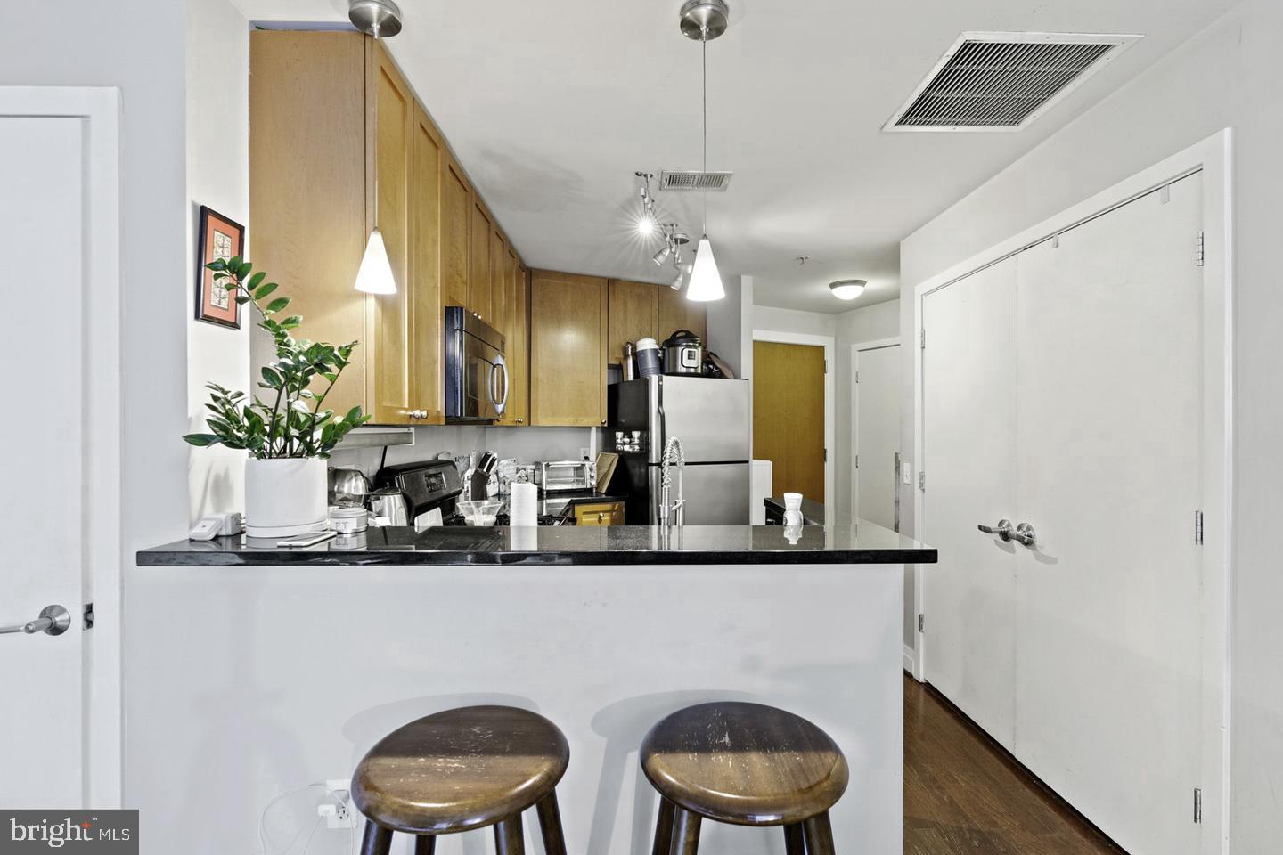 2120 Vermont Avenue Northwest, Unit 222 Washington, DC 20001 - Photo 3 of 21