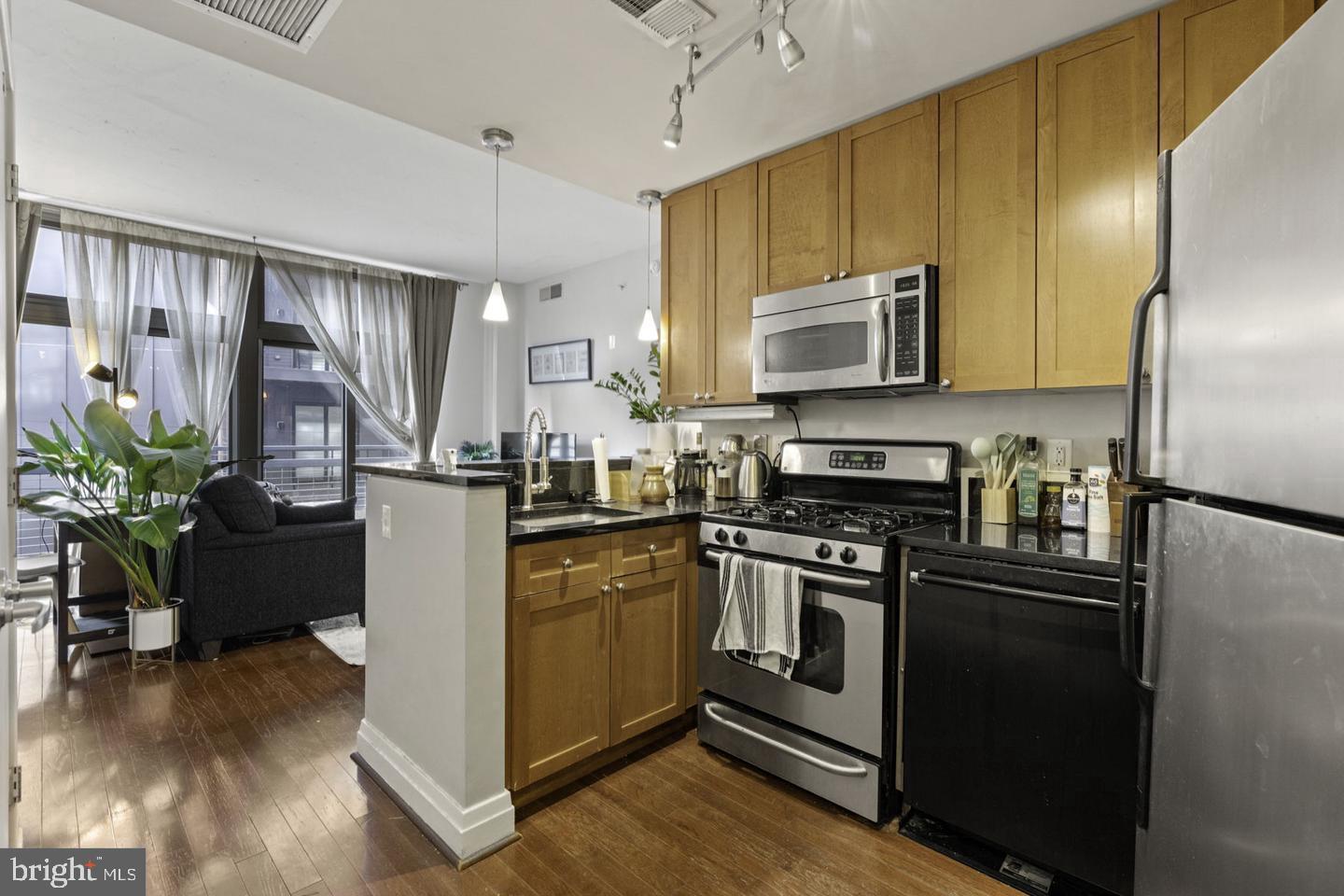 2120 Vermont Avenue Northwest, Unit 222 Washington, DC 20001 - Photo 4 of 21