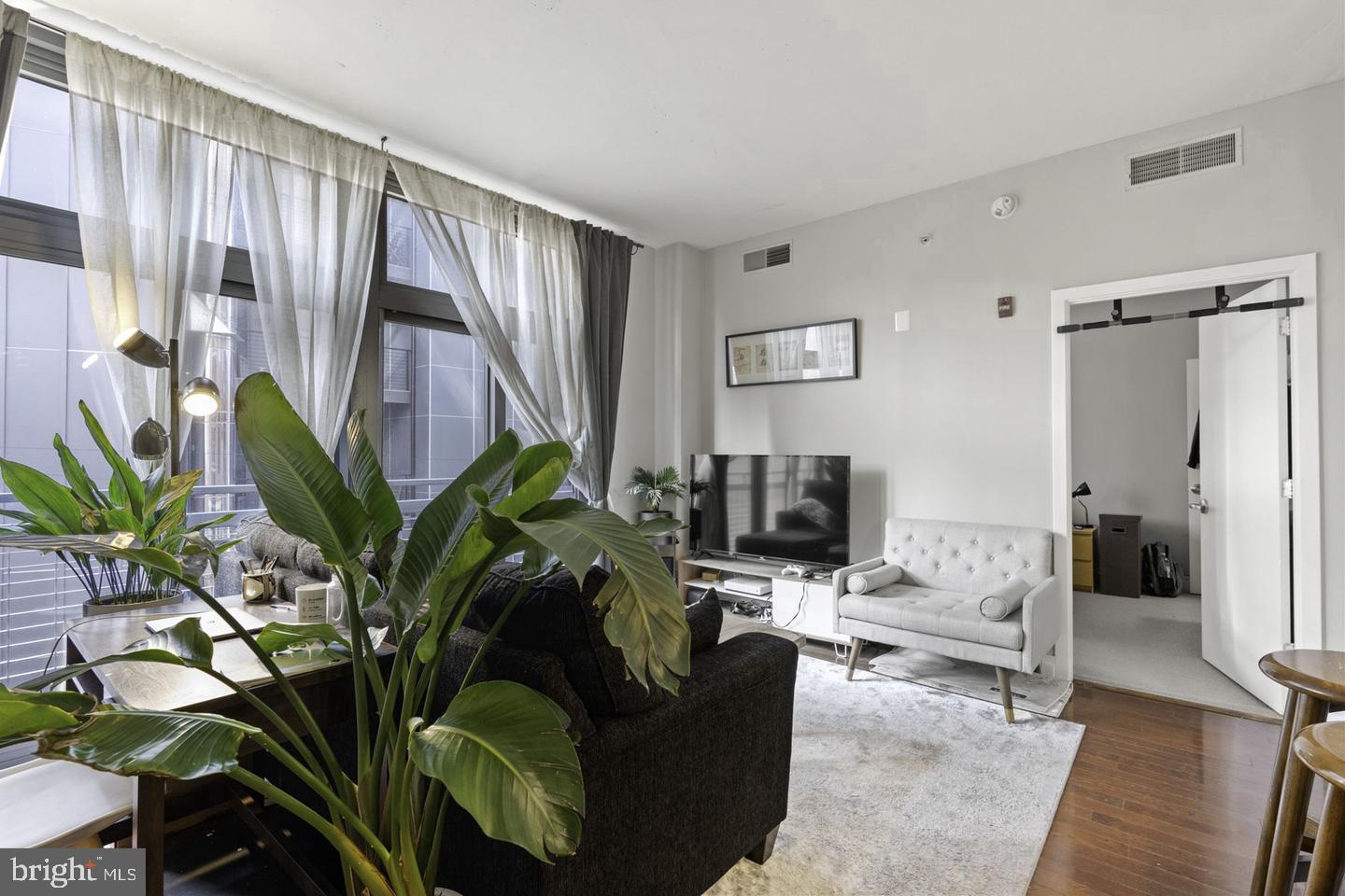 2120 Vermont Avenue Northwest, Unit 222 Washington, DC 20001 - Photo 6 of 21