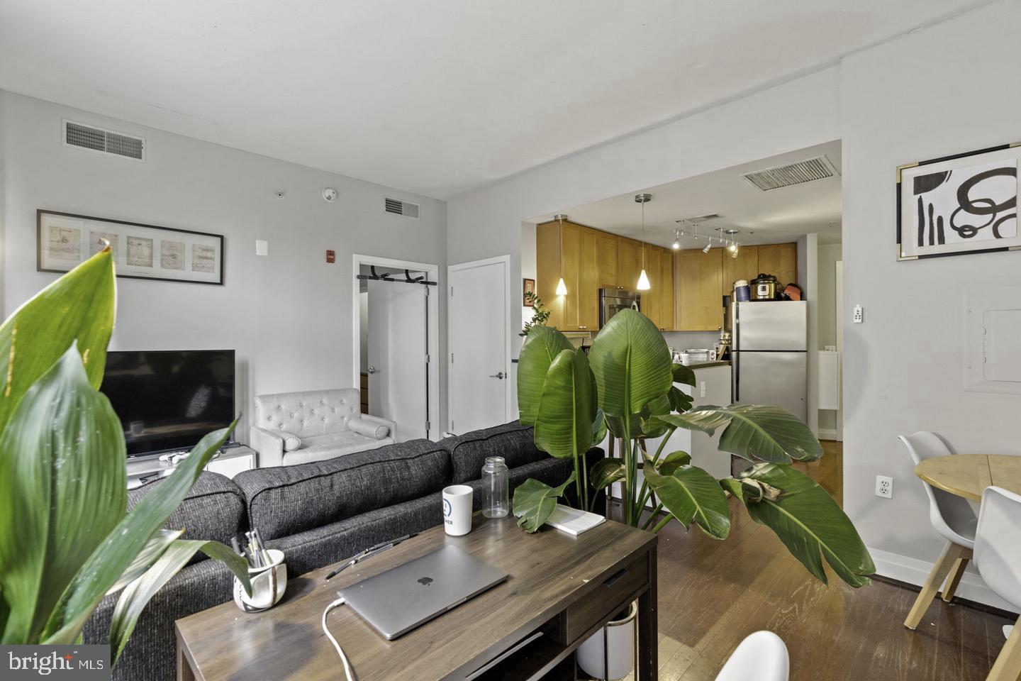 2120 Vermont Avenue Northwest, Unit 222 Washington, DC 20001 - Photo 10 of 21