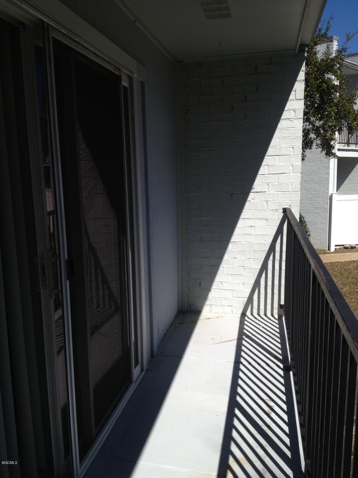 3230 Cumberland Road, Unit 4 Ocean Springs, MS 39564 - Photo 15 of 27 BALCONY 3 14