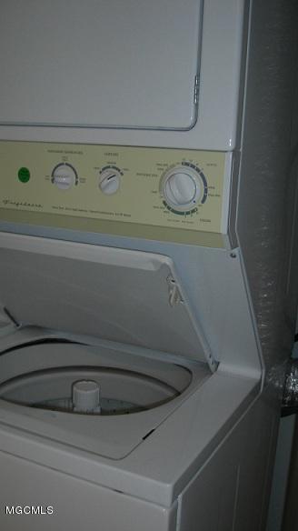3230 Cumberland Road, Unit 4 Ocean Springs, MS 39564 - Photo 19 of 27 WASHER DRYER
