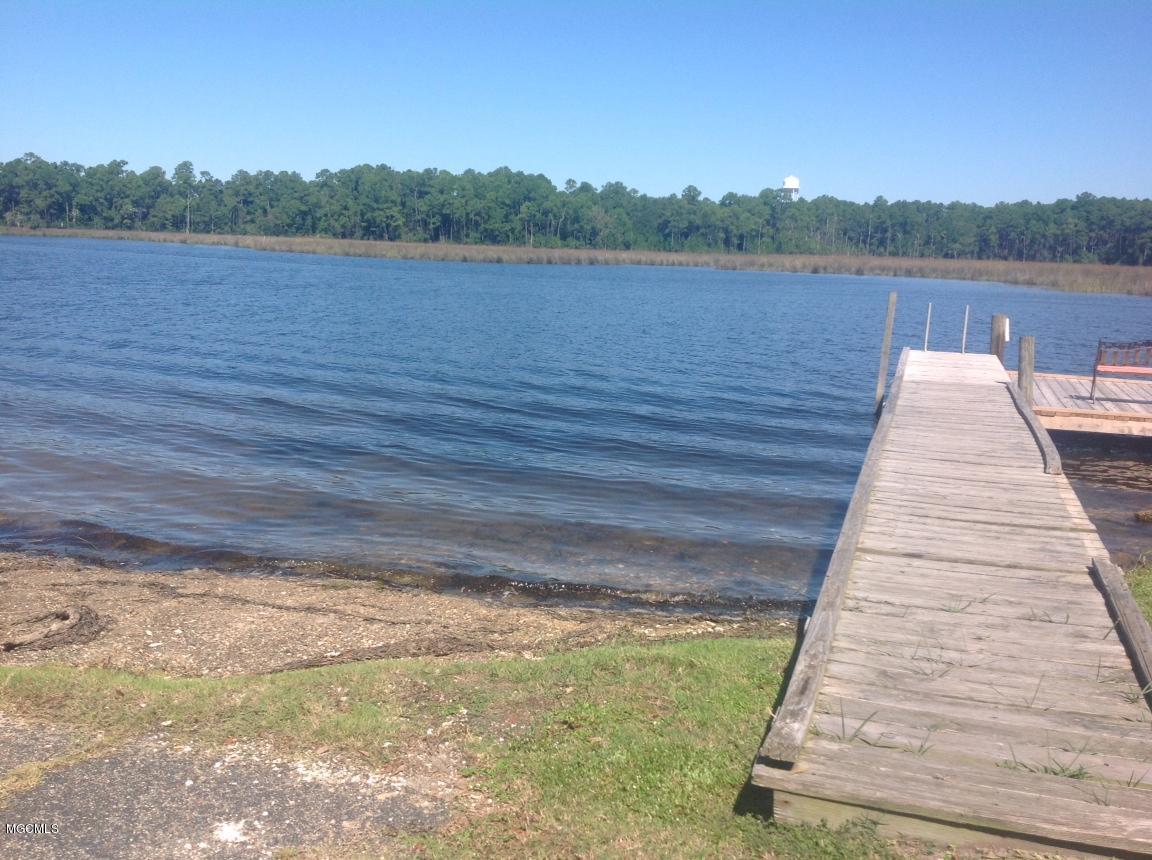 3230 Cumberland Road, Unit 4 Ocean Springs, MS 39564 - Photo 25 of 27 FISHING PIER 10 14
