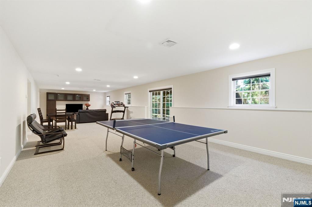 42 Spring Valley Road Montvale, NJ 07645 - Photo 38 of 50