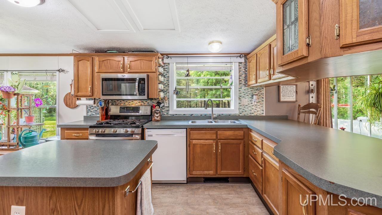 11745 T Road Rapid River, MI 49878 - Photo 8 of 27 Gallery Image 8
