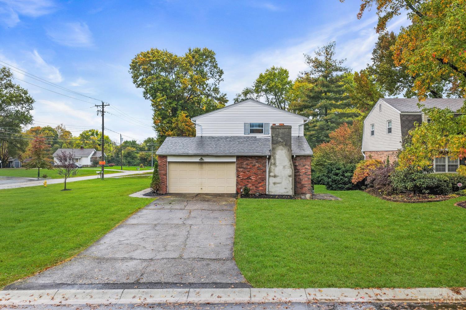 7988 Woodruff Road Cincinnati, OH 45255 - Photo 6 of 56 Gallery Image 6