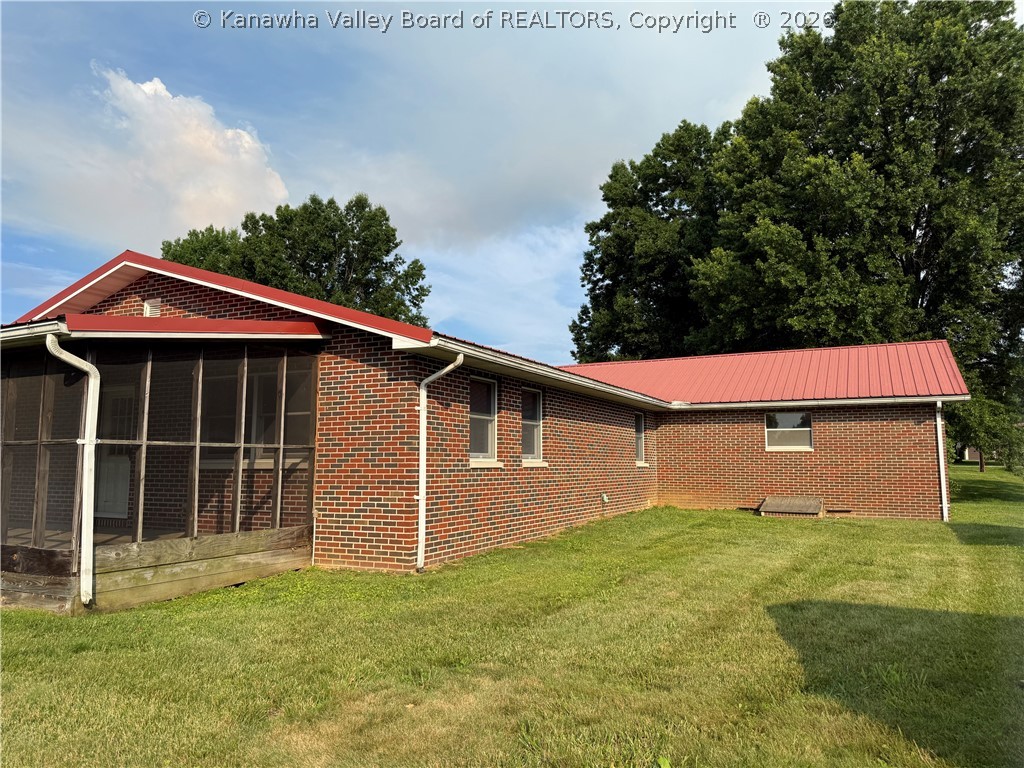 468 Grandview Heights Road Point Pleasant, WV 25550 - Photo 5 of 16 Gallery Image 5
