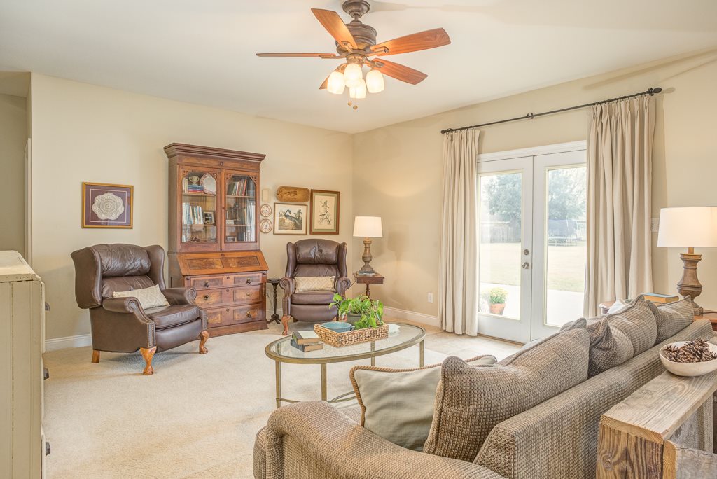 9112 Thoroughbred Run Fairhope, AL 36532 - Photo 6 of 25 Family Room