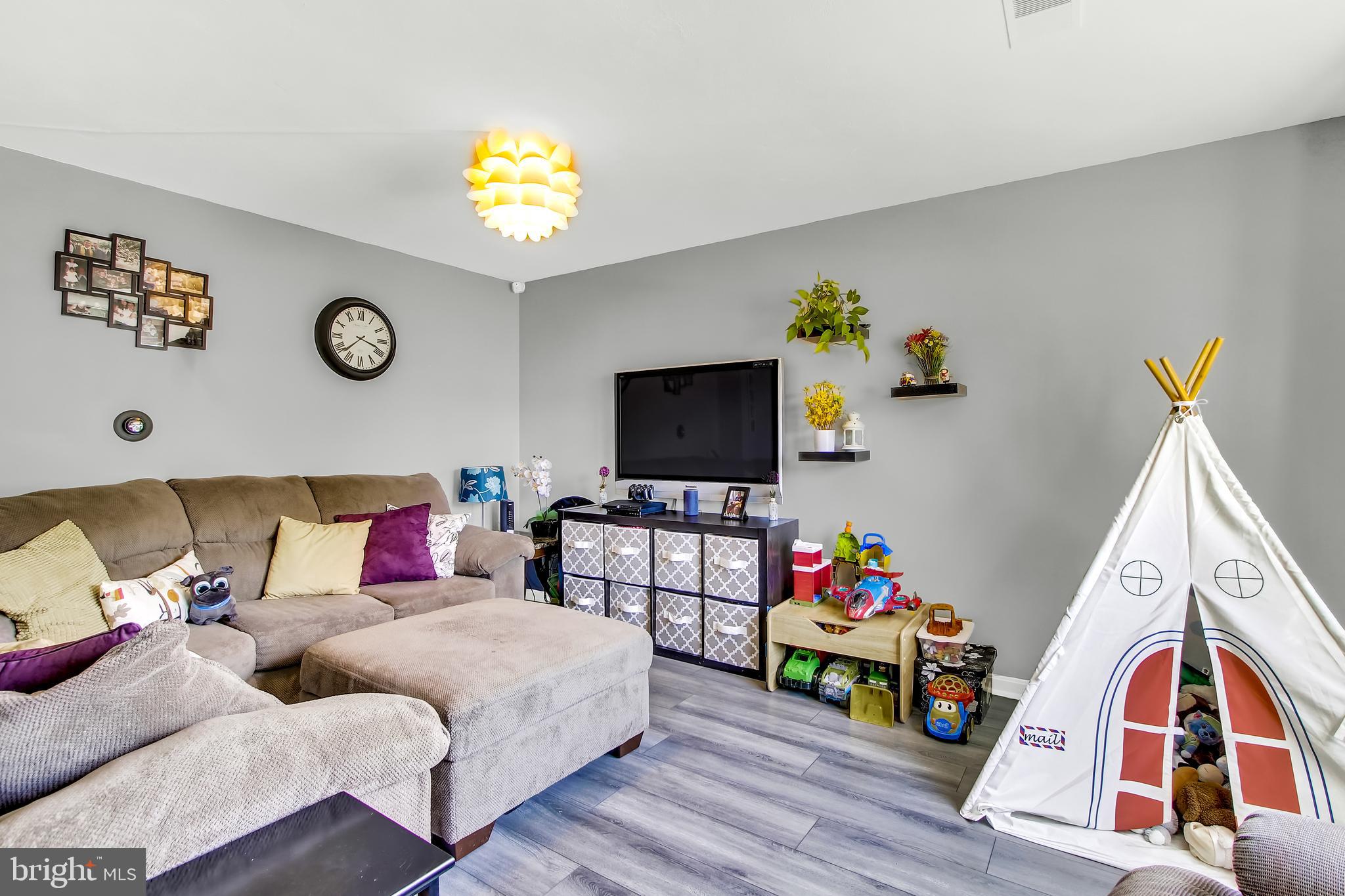 111 Edward Street Hanover, PA 17331 - Photo 13 of 26 Gallery Image 13