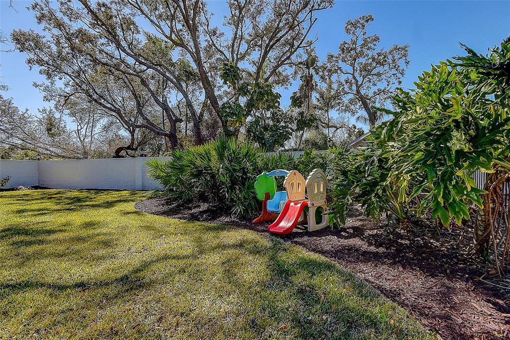 1607 Gulf Road Tarpon Springs, FL 34689 - Photo 79 of 86 Gallery Image 79