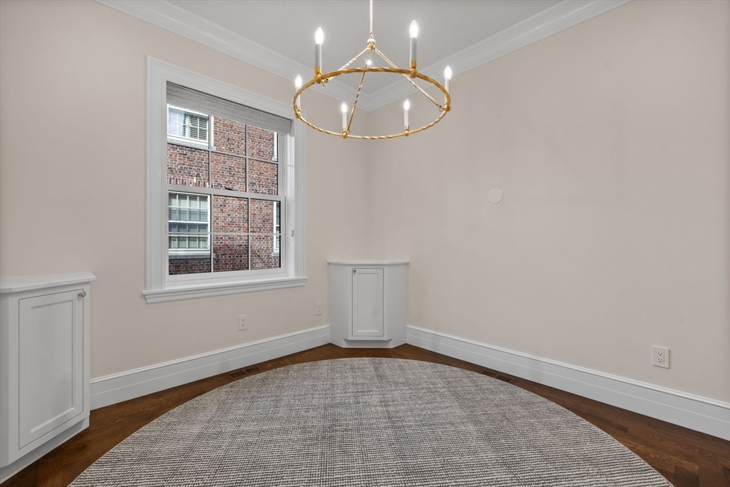 2 Byron Street Boston, MA 02108 - Photo 20 of 30 an empty room with a window