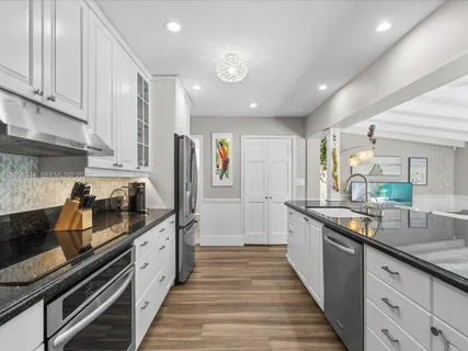 $1,599,999 | 2648 Northeast 26th Avenue, Fort Lauderdale, FL 33306