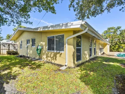 $1,599,999 | 2648 Northeast 26th Avenue, Fort Lauderdale, FL 33306