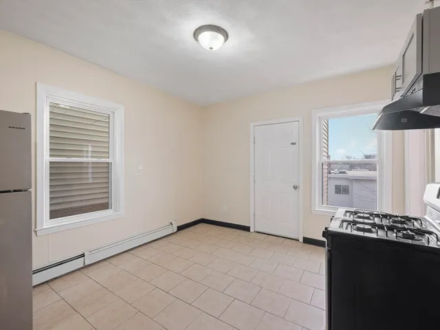 $3,000 | 75 Bellingham Street, Unit 2, Chelsea, MA 02150