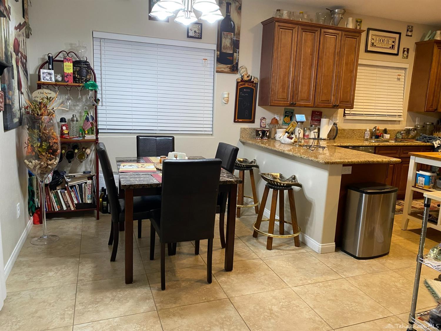 803 Mulberry Street Tehachapi, CA 93561 - Photo 5 of 18 Gallery Image 5