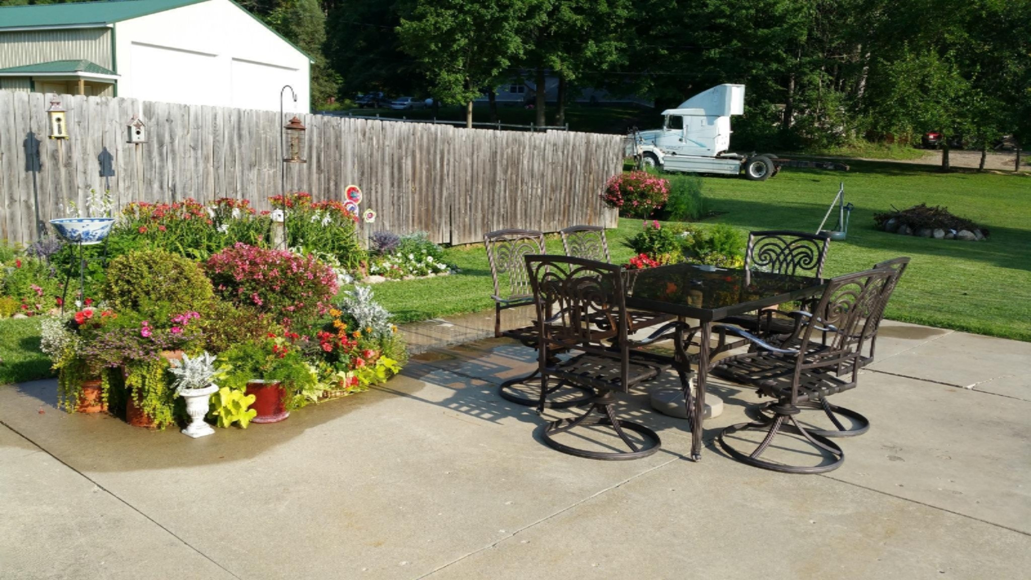 255 West Riverside Drive Ionia, MI 48846 - Photo 4 of 29 255riv